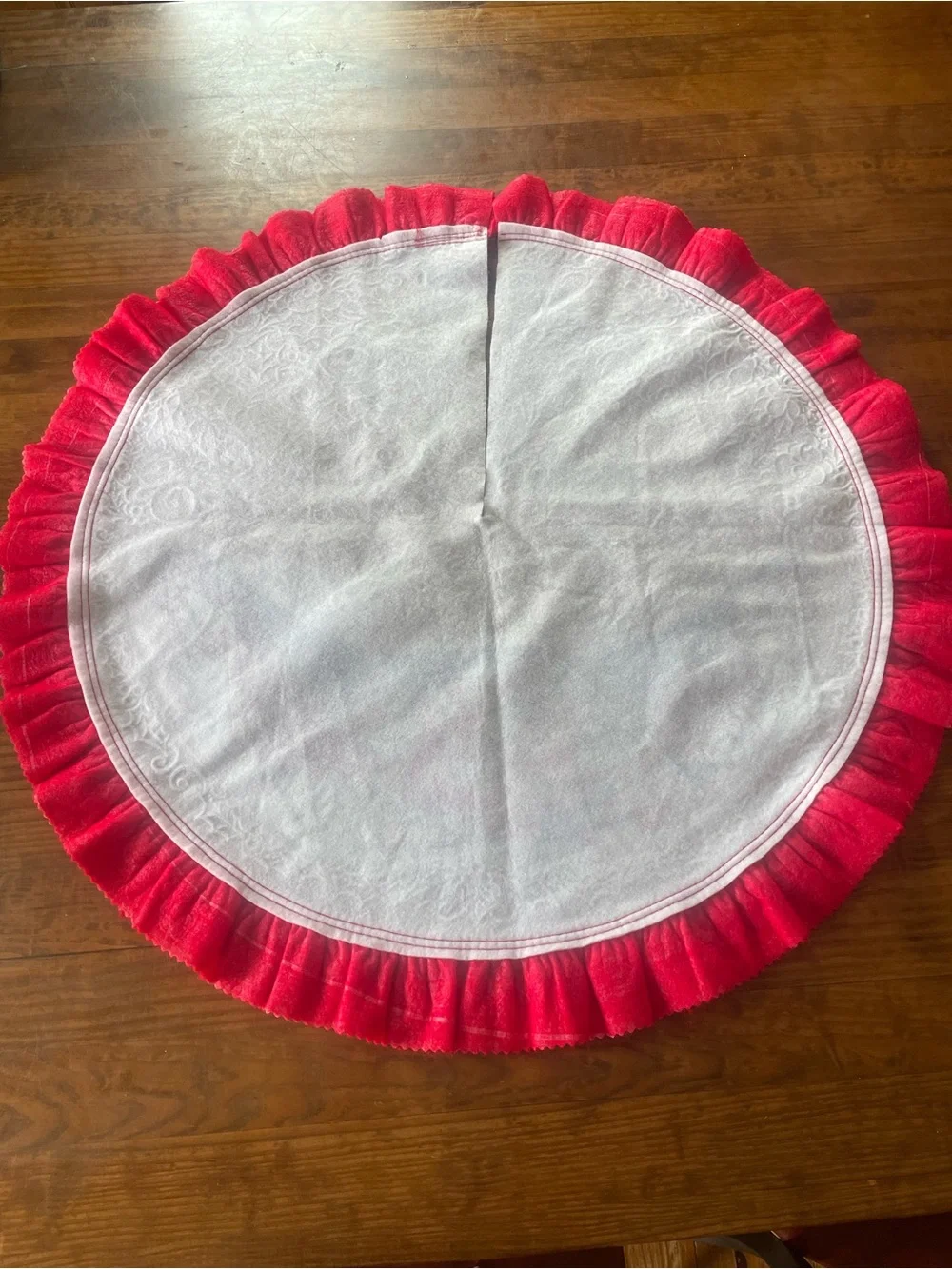 Vintage Felt Christmas Tree Skirt, 40”diameter holiday home decor rare festive